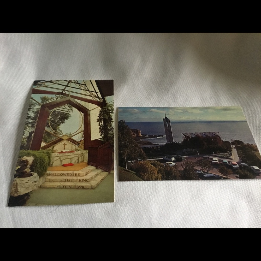 2 vintage postcards Wayfarer’s Chapel California